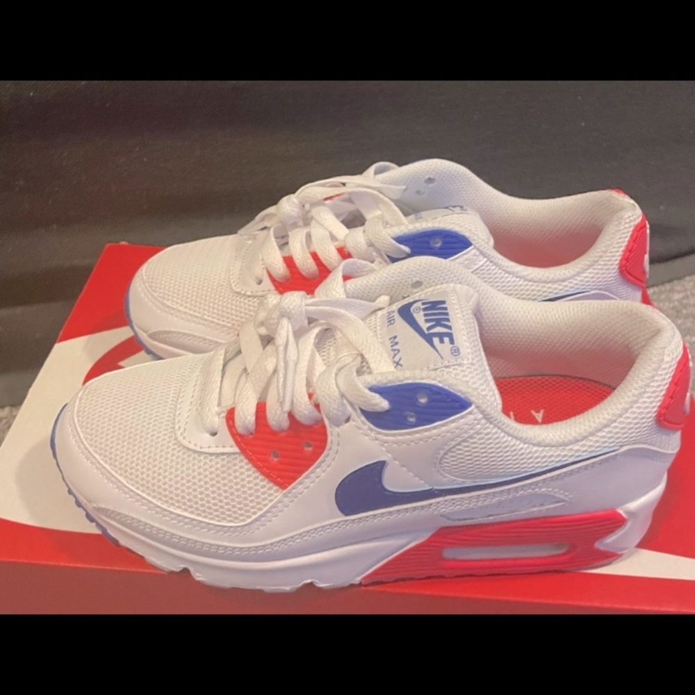Women’s Nike Air Max 90!
